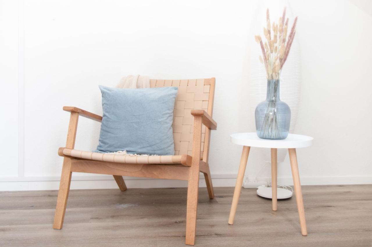 Loewe Apartment Blau نيوهاسن ام رينفا المظهر الخارجي الصورة