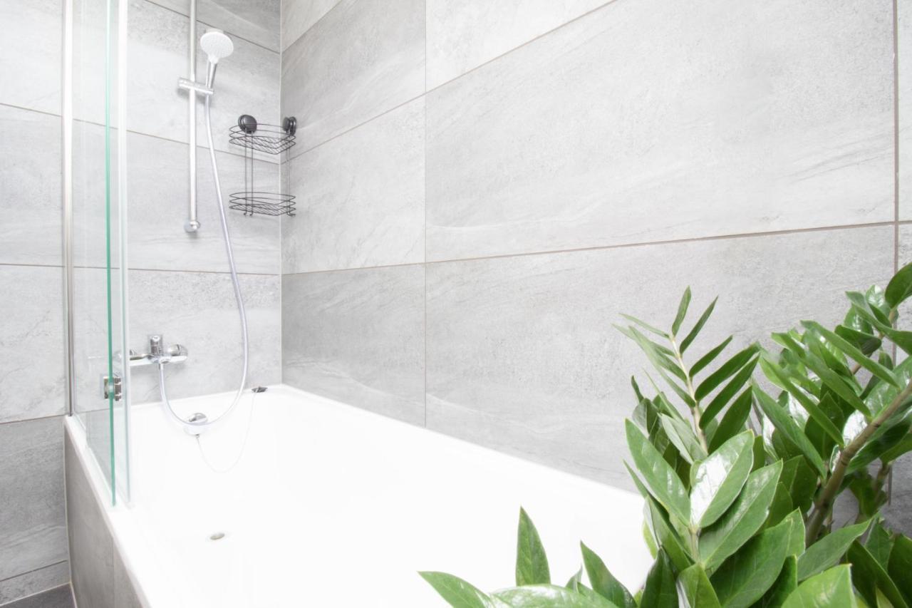 Loewe Apartment Blau نيوهاسن ام رينفا المظهر الخارجي الصورة